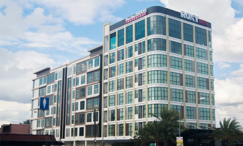 Roxy Hotel & Apartments